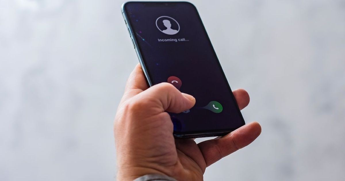 iPhoneで通話録音するやり方は?標準の電話アプリでの方法や裏ワザなどを解説